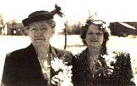 Susie Margaret Musselman-Moore with her Daughter