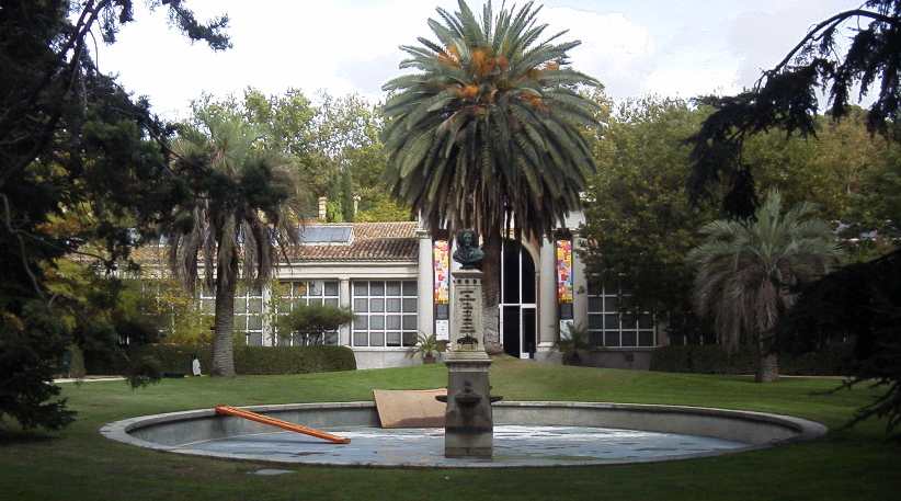 Fountain under repair