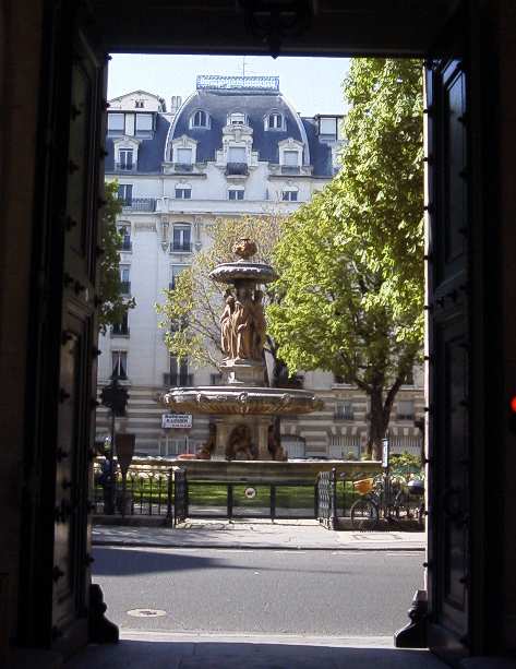 The fountain at Square Louvois